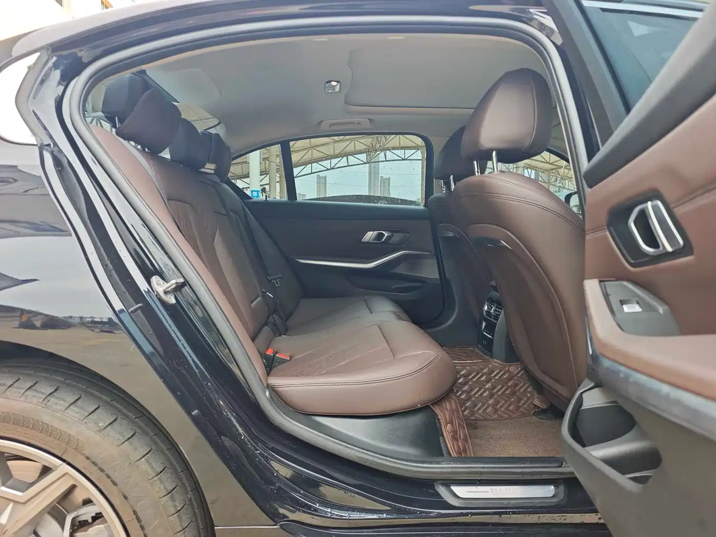 BMW i3 2022 eDrive 35 L фото 6