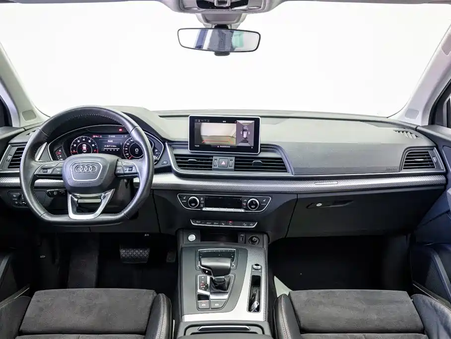 Audi Q5L 2020 45 TFSI Premium Luxury Sport фото 6