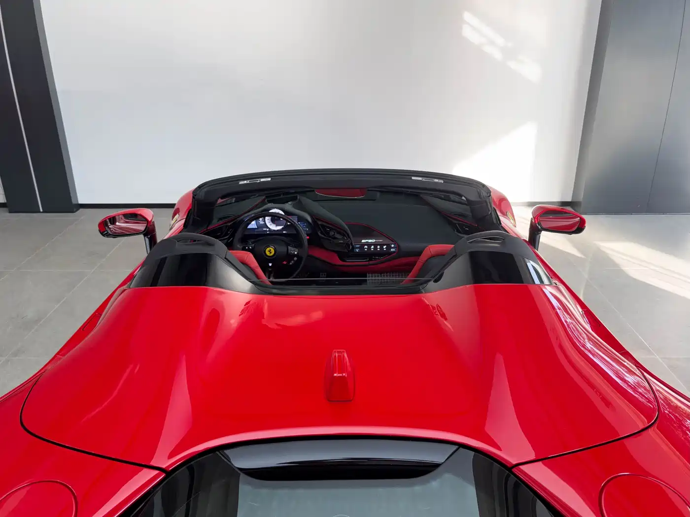 FERRARI SF90