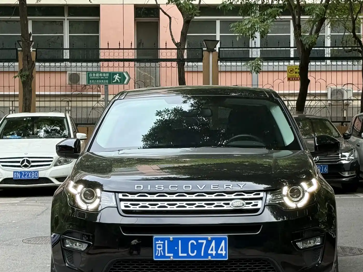 Land Rover Discovery Sport 2018 240PS HSE Edition фото 2