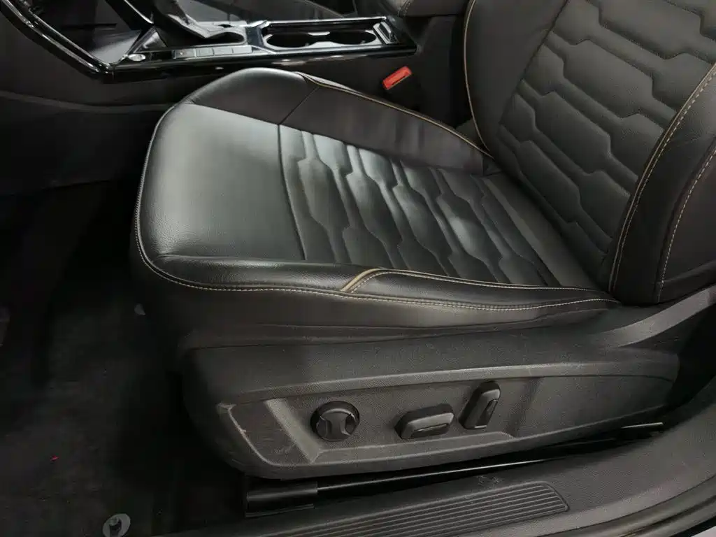 Volkswagen Passat 2019 330TSI Elite Version China VI фото 20