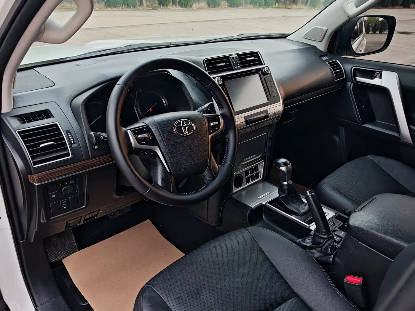 Toyota Prado 2018 3.5L Auto TX-L фото 11