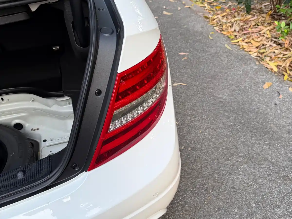 Mercedes-Benz C-Class (Import) 2013 C 180 Coupe фото 29