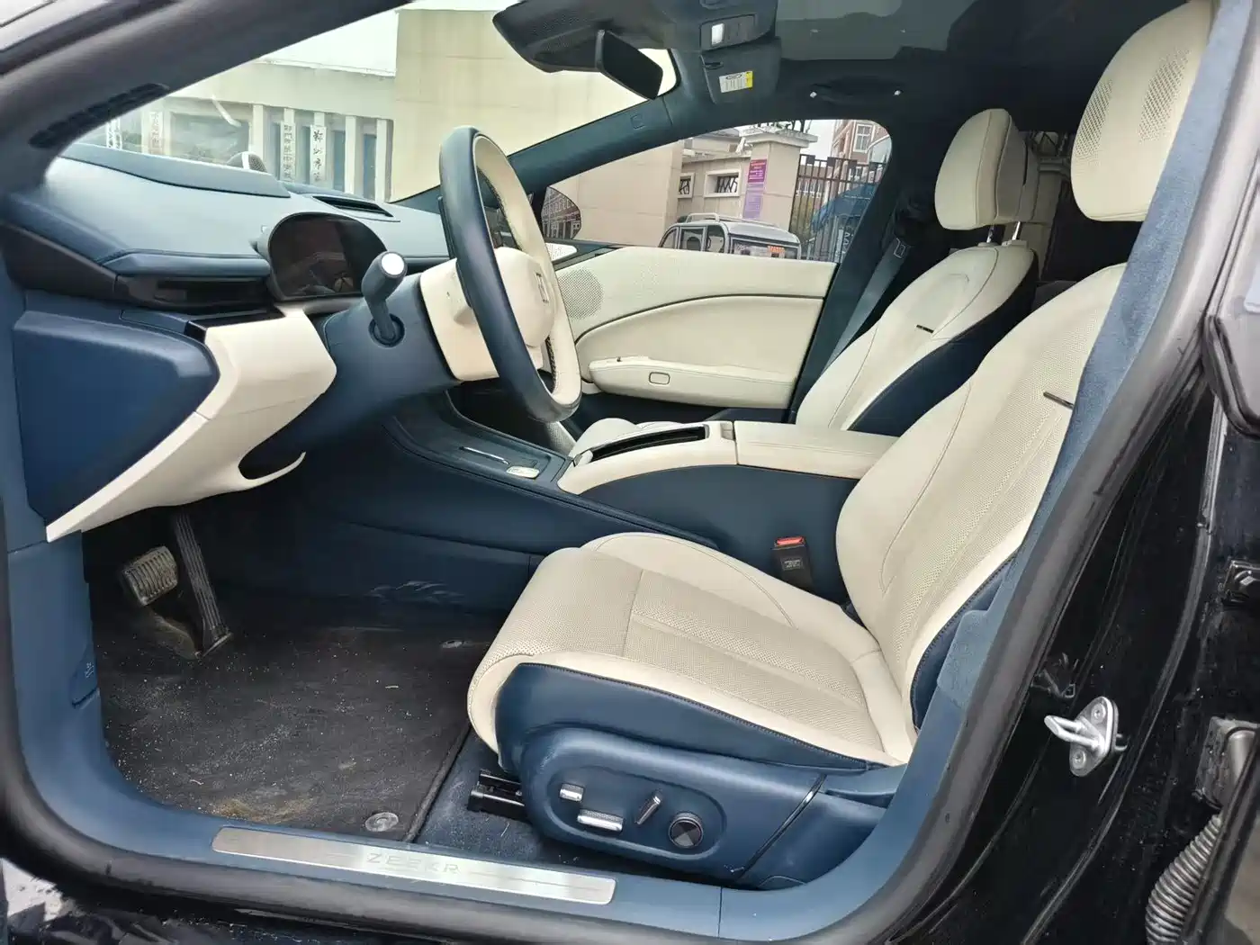 ZEEKR EXTREME KRYPTON 007