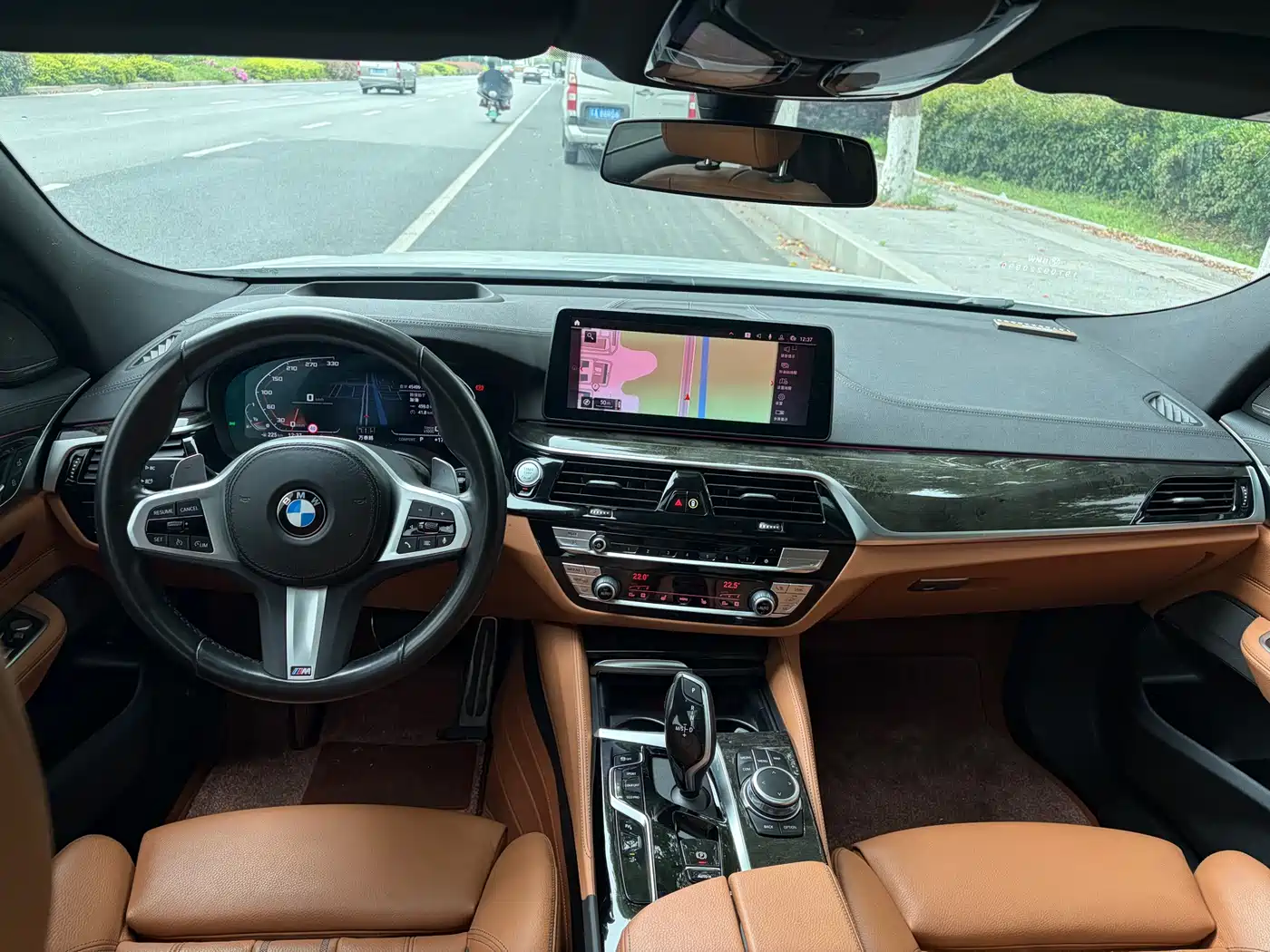 BMW 6 Series GT 2021 630i M Sport Package фото 10