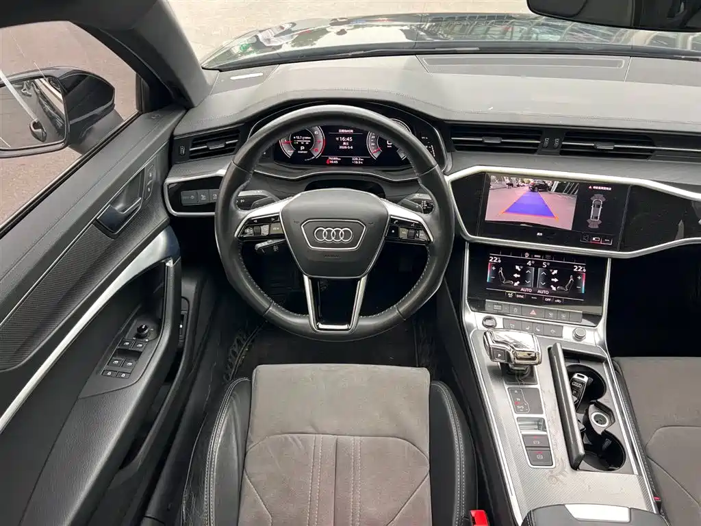 Audi A6L 2021 45 TFSI Exclusive Sport фото 6