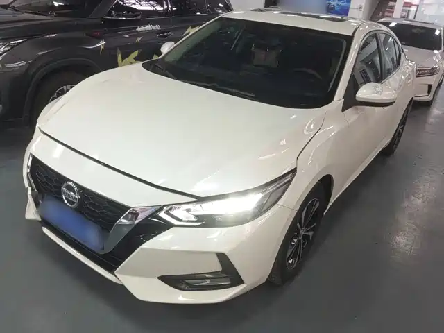 Nissan Sylphy 1.6L XL CVT, Комфорт