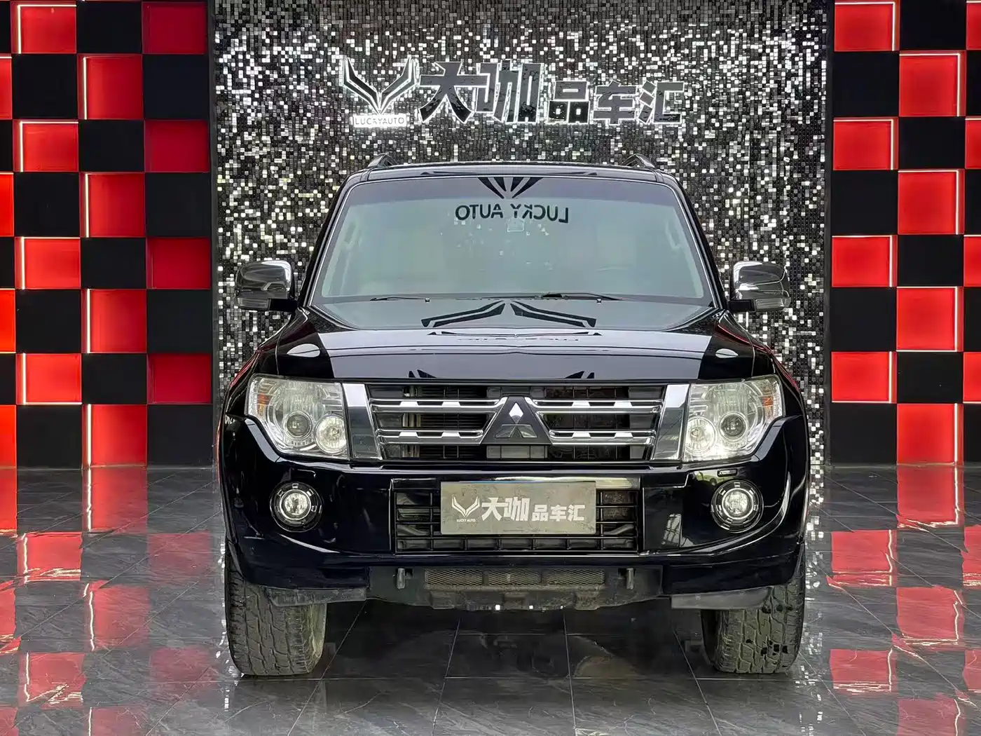 Mitsubishi Pajero (Import) 2014 3.0L Elite Edition фото 2