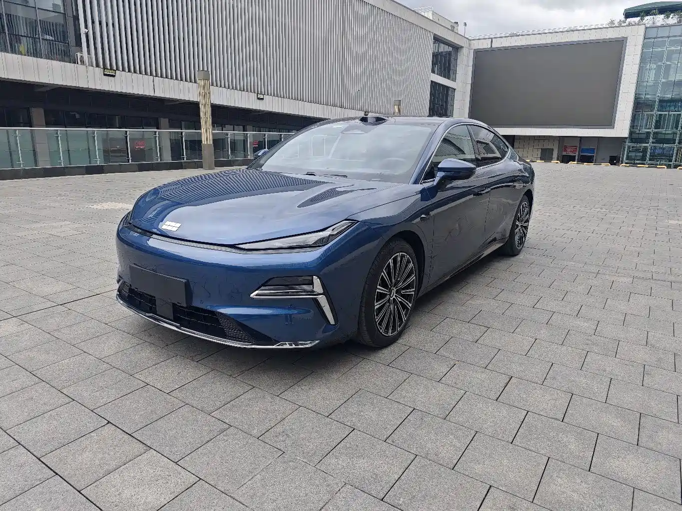 Geely Galaxy Galaxy Xingyao 8 2025 130km EM-P Starship Edition