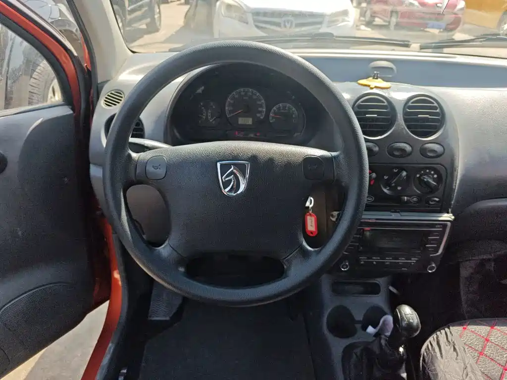 Baojun Lechi 2014 2012 Facelift 1.0L Manual P-TEC Standard