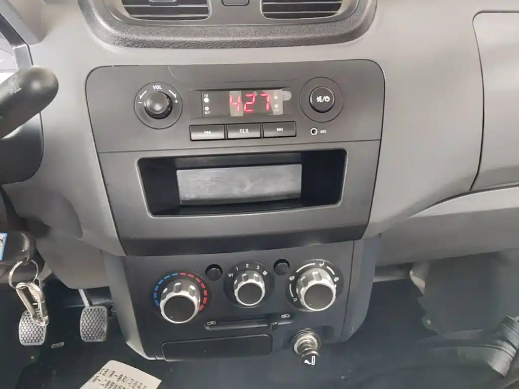 Dongfeng Xiaokang DFSK C32 2020 2019 1.5L Standard China VI DK15