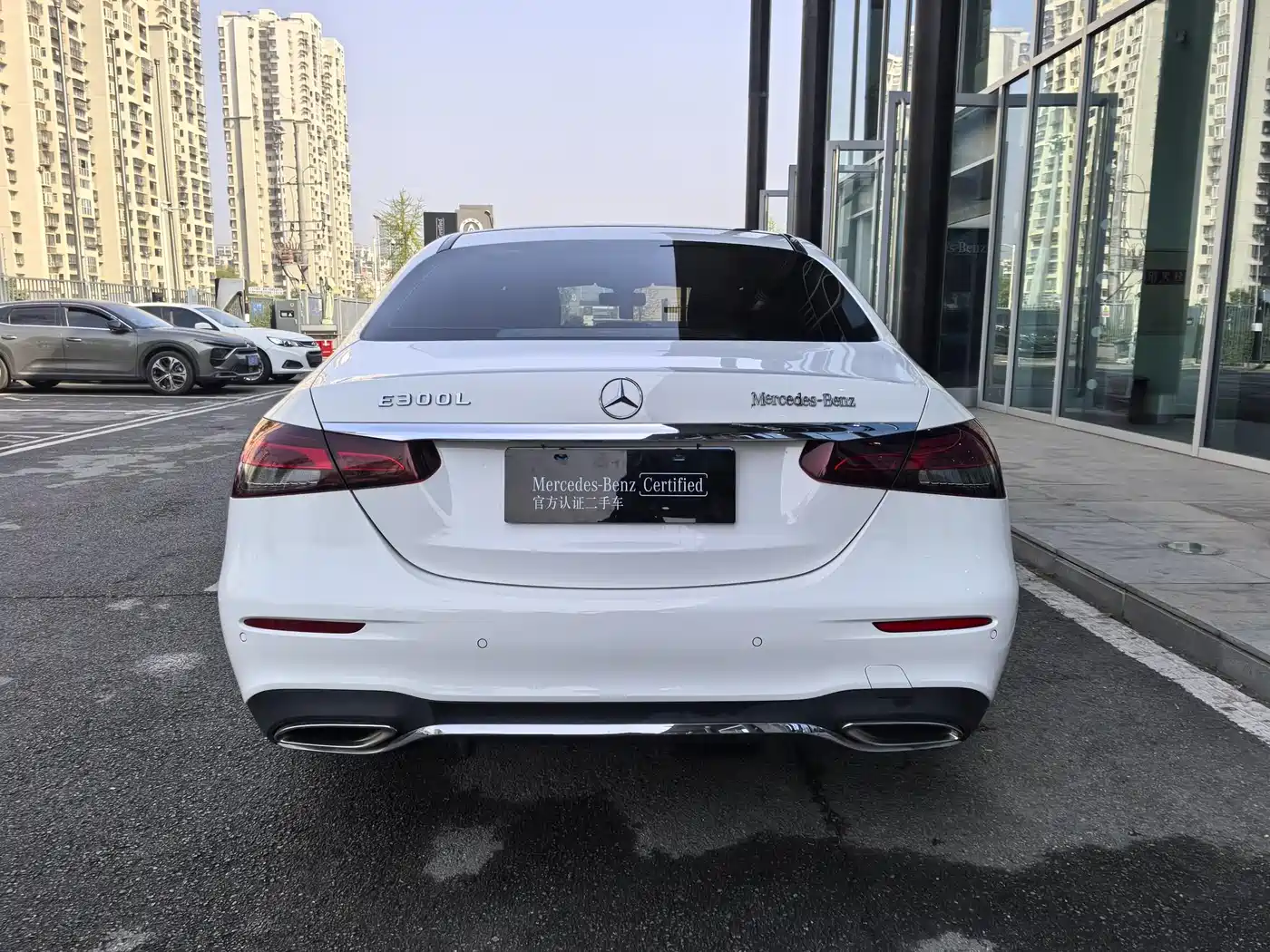 MERCEDES-BENZ E CLASS