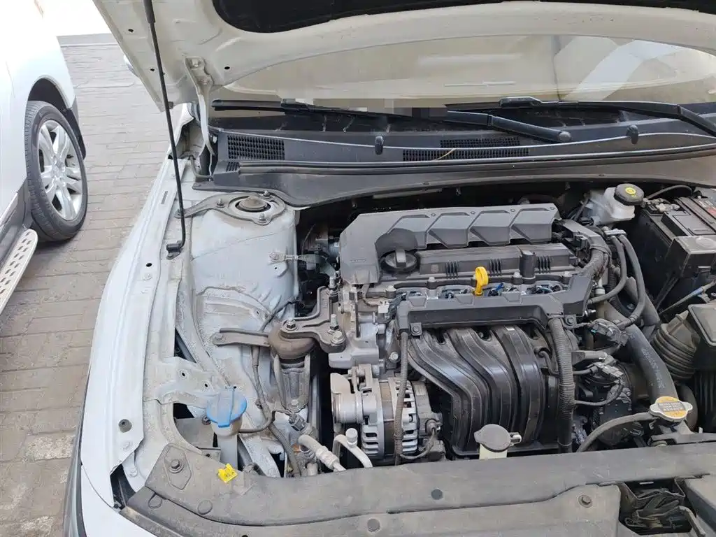 Hyundai Elantra 2023 1.5L CVT GLX Elite Edition фото 21