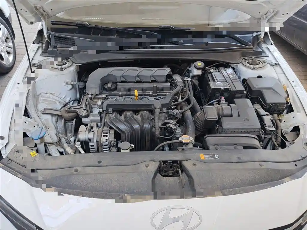 Hyundai Elantra 2023 1.5L CVT GLX Elite Edition фото 11