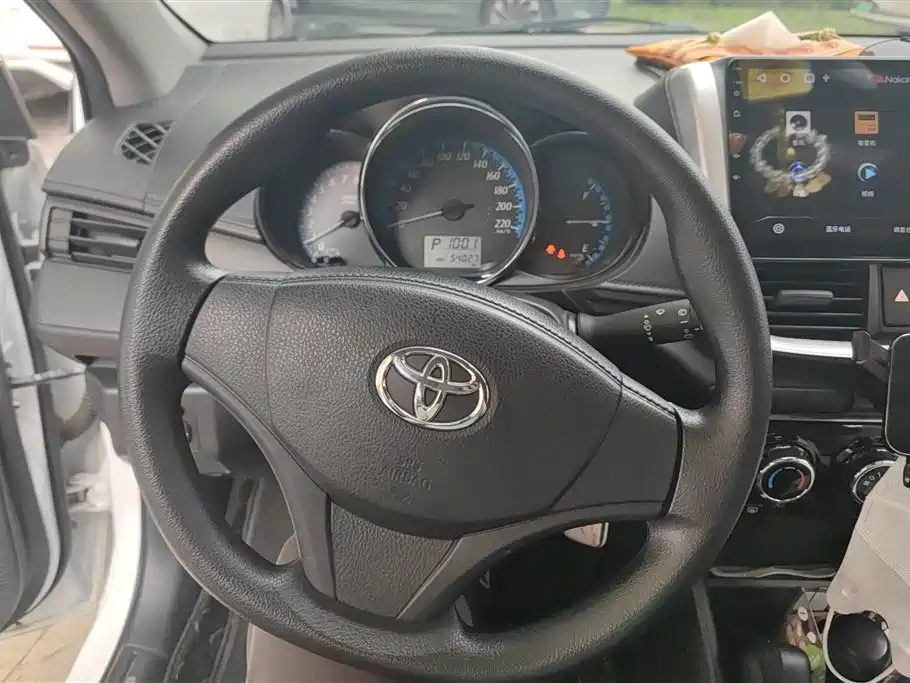 Toyota YARiS L Zhi Xuan 2019 1.5E CVT MeiDong Edition China VI фото 15