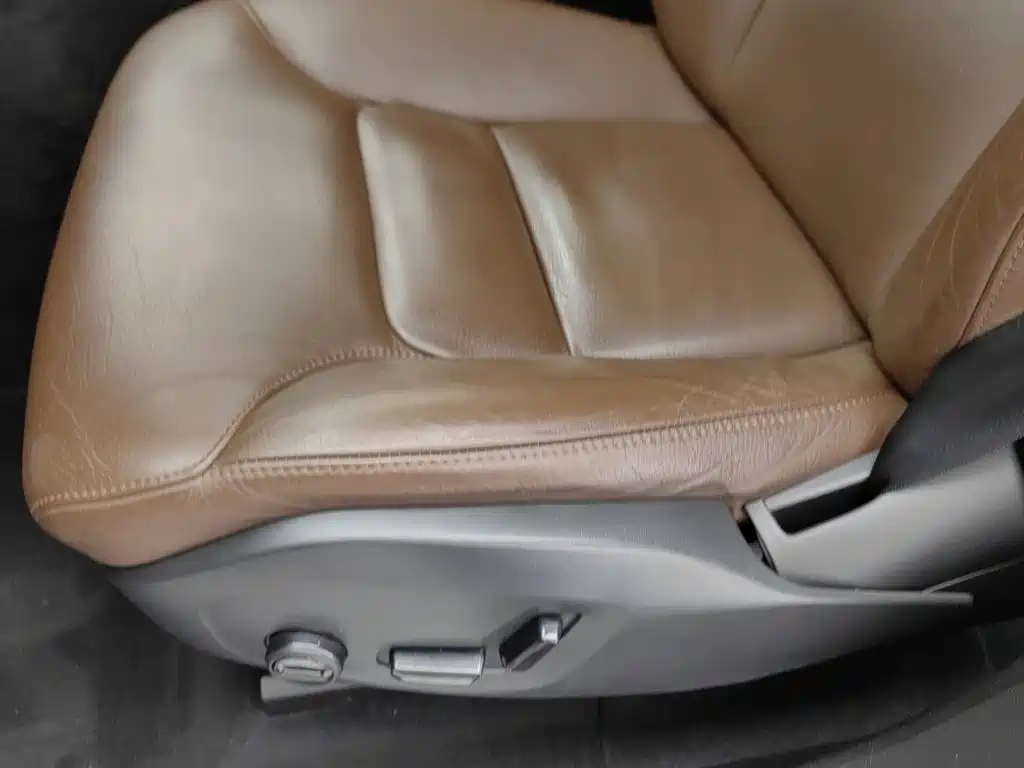 Photo 20 - Volvo XC60