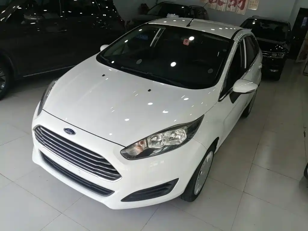 Ford Fiesta 2015 2013 Sedan 1.5L Manual Trend