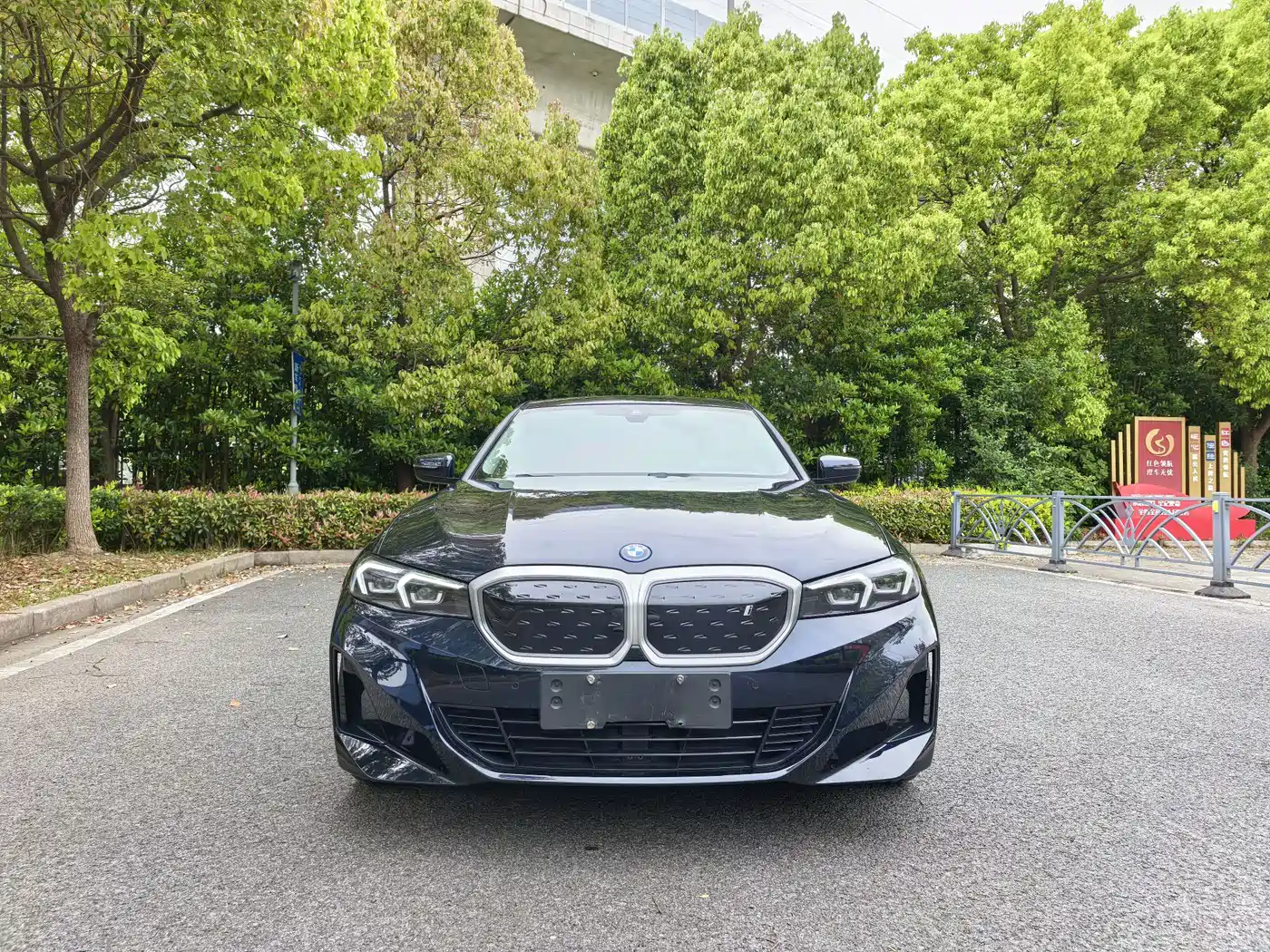 BMW i3 2024 eDrive 35 L фото 2
