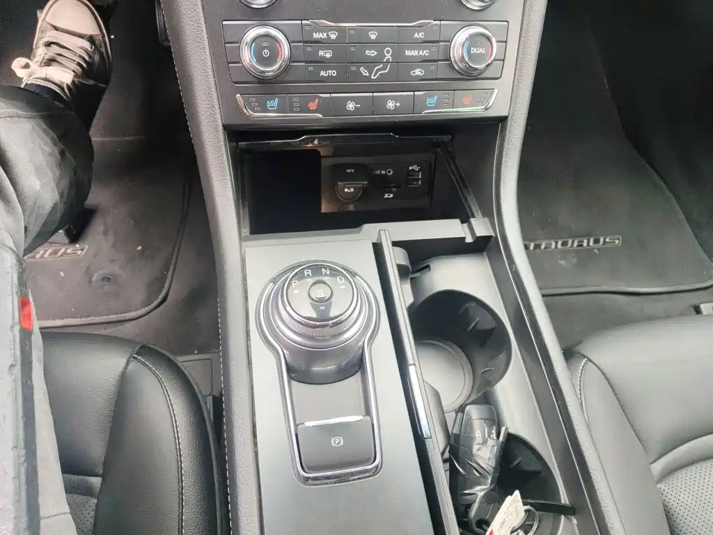 Ford Taurus 2016 2015 EcoBoost 245 Fashion