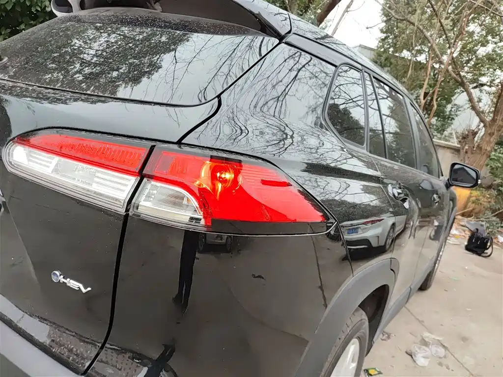 Toyota Corolla Cross 2025 2.0L Intelligent Hybrid Pioneer Edition фото 24