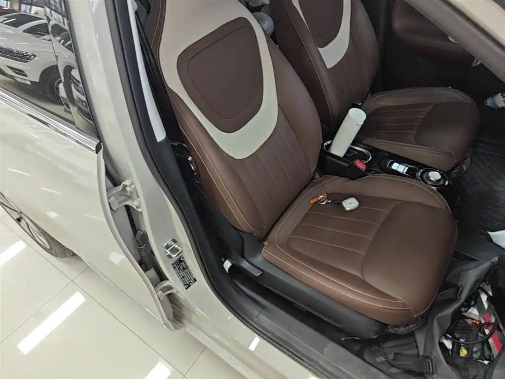 Фото 25 - Wuling Motors Wuling Bingo