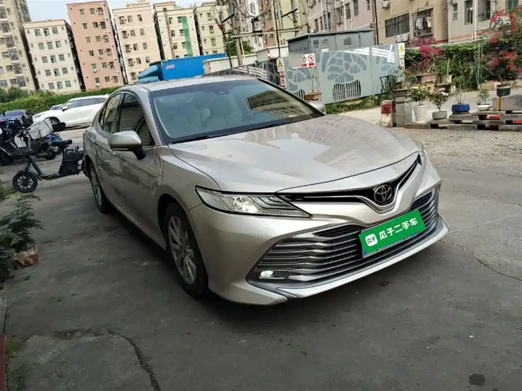 Toyota Camry 2018 2.0G Luxury Edition фото 4