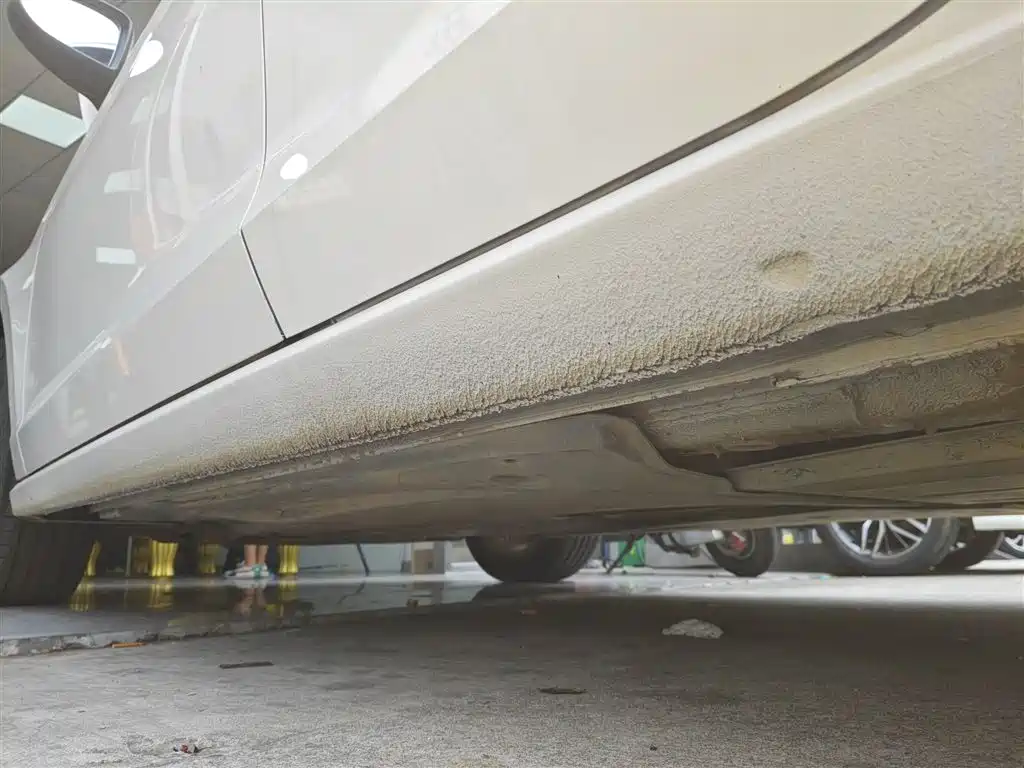 Volkswagen Lamando 2015 230TSI DSG Style фото 22