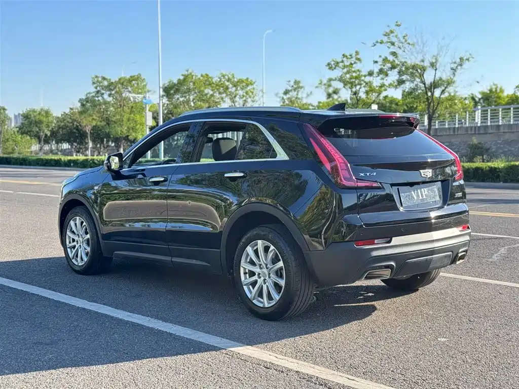 Cadillac XT4 2022 28T FWD Style фото 5