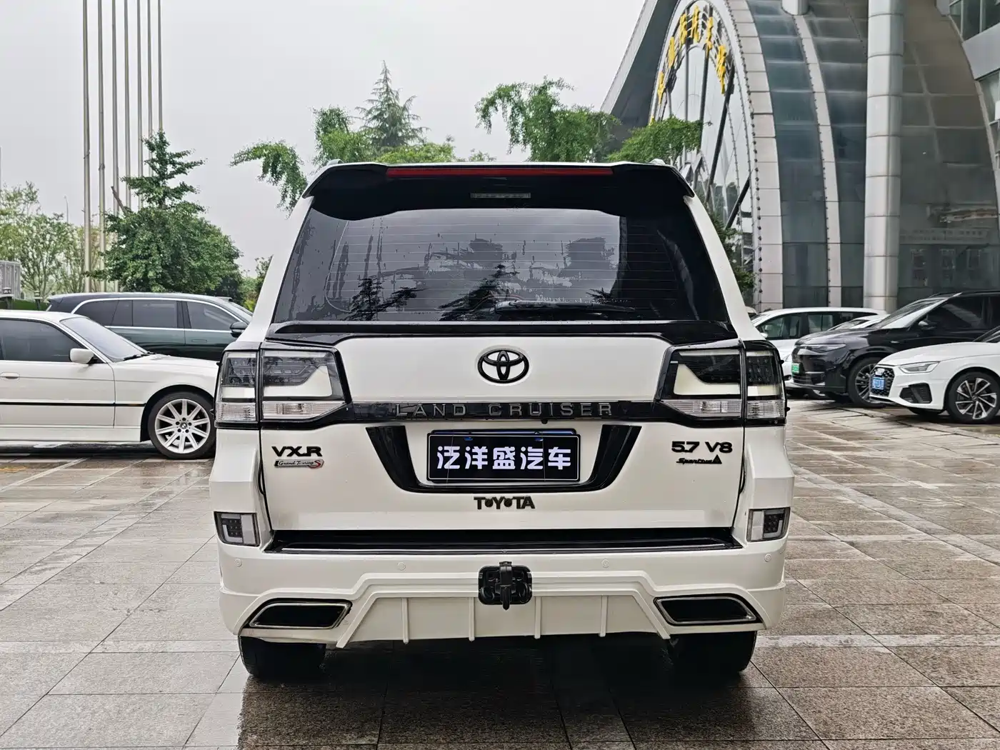 Toyota Land Cruiser (Import) 2015 2015 4.0L V6 Middle East Limited Edition
