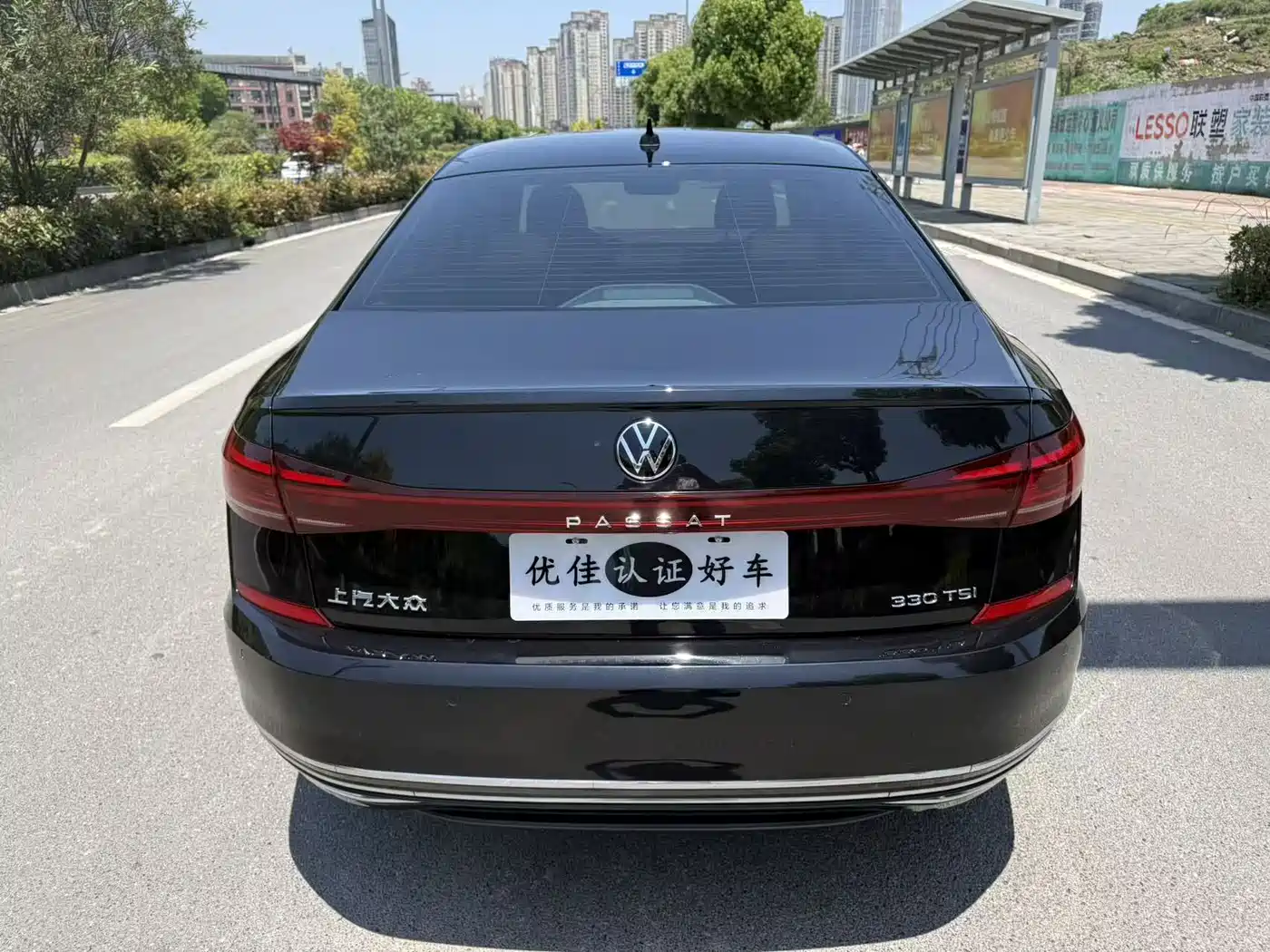 Volkswagen Passat 2022 330TSI Starlight Elite Edition фото 11