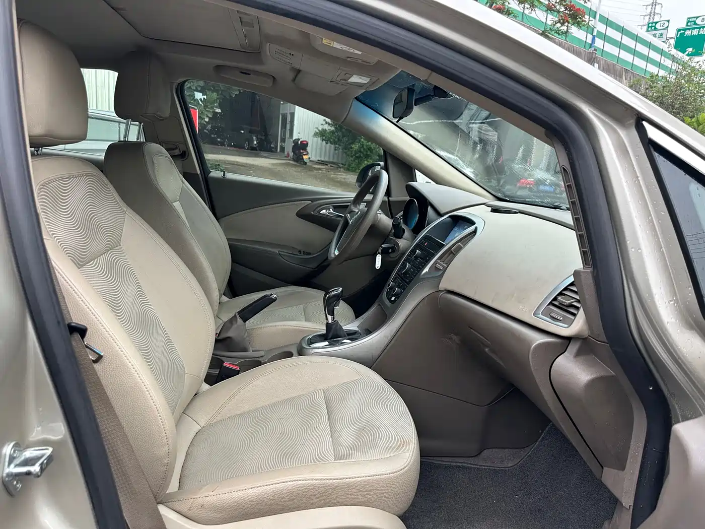 Buick Excelle 2013 GT 1.6L Automatic Fashion Edition фото 16