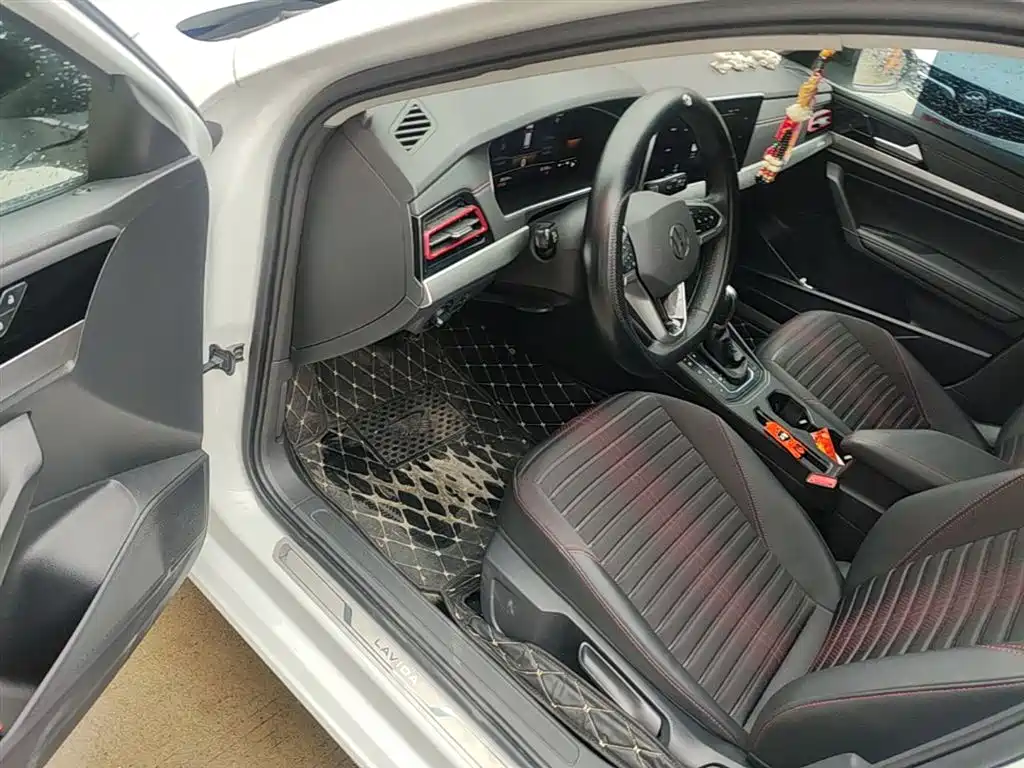 Volkswagen Lavida 2023 280TSI DSG Starlight Comfort Edition фото 16