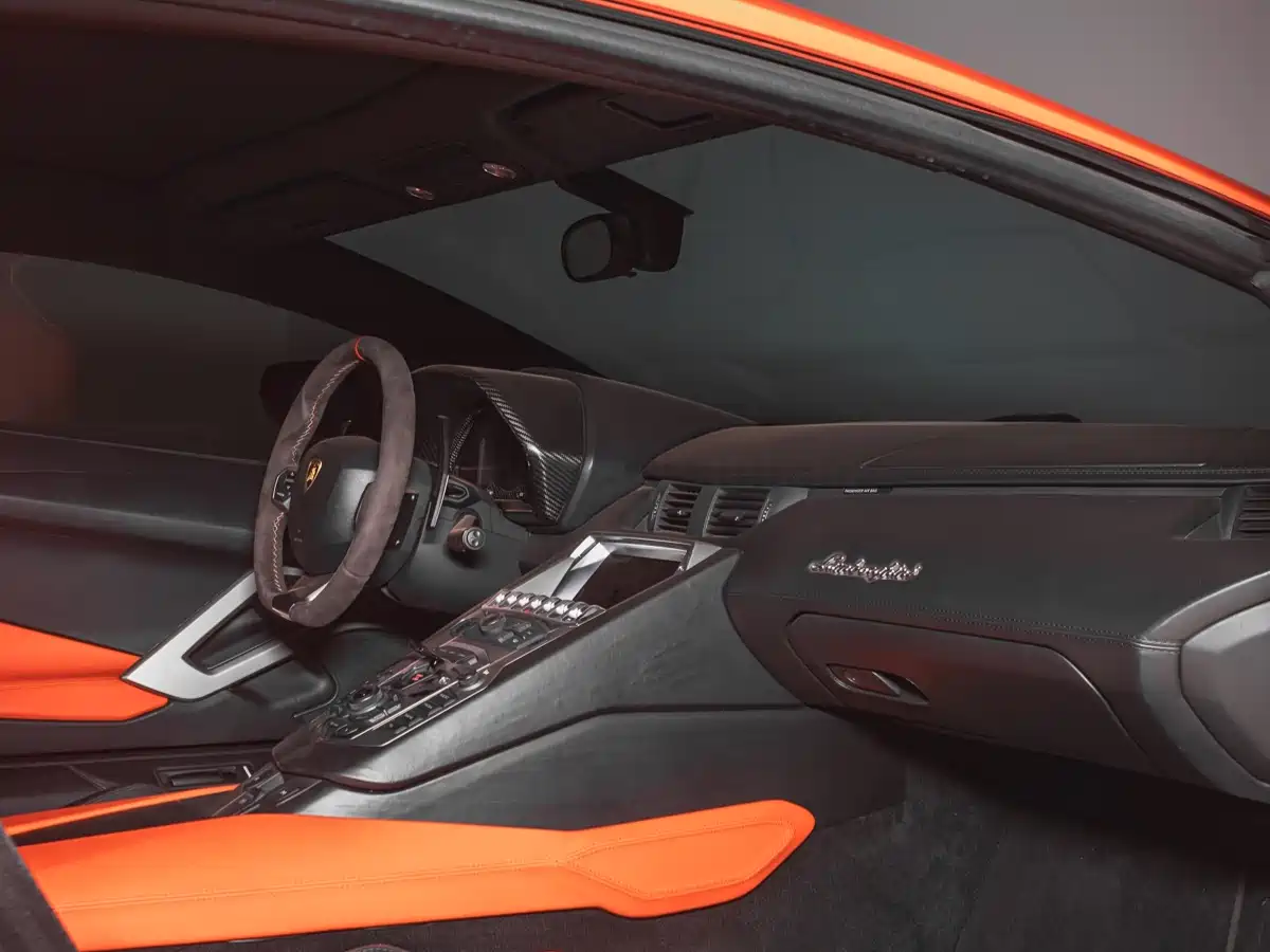 Lamborghini Aventador 2011 LP 700-4 фото 16