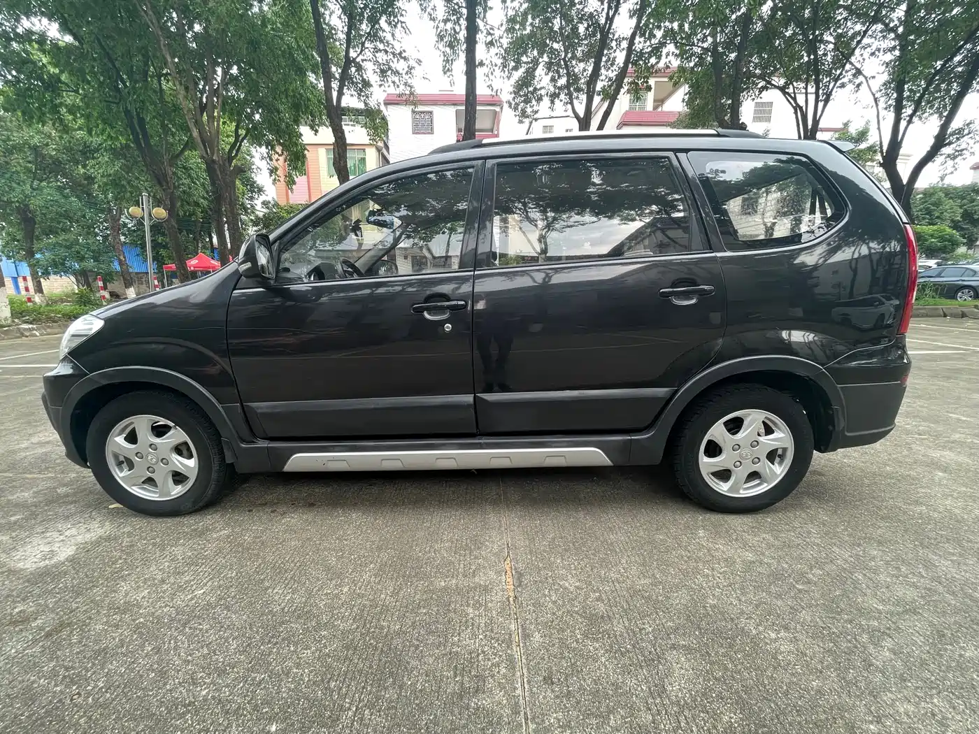 FAW Senya S80 2014 2014 1.5L Manual 7-seater Sport Urban C Edition