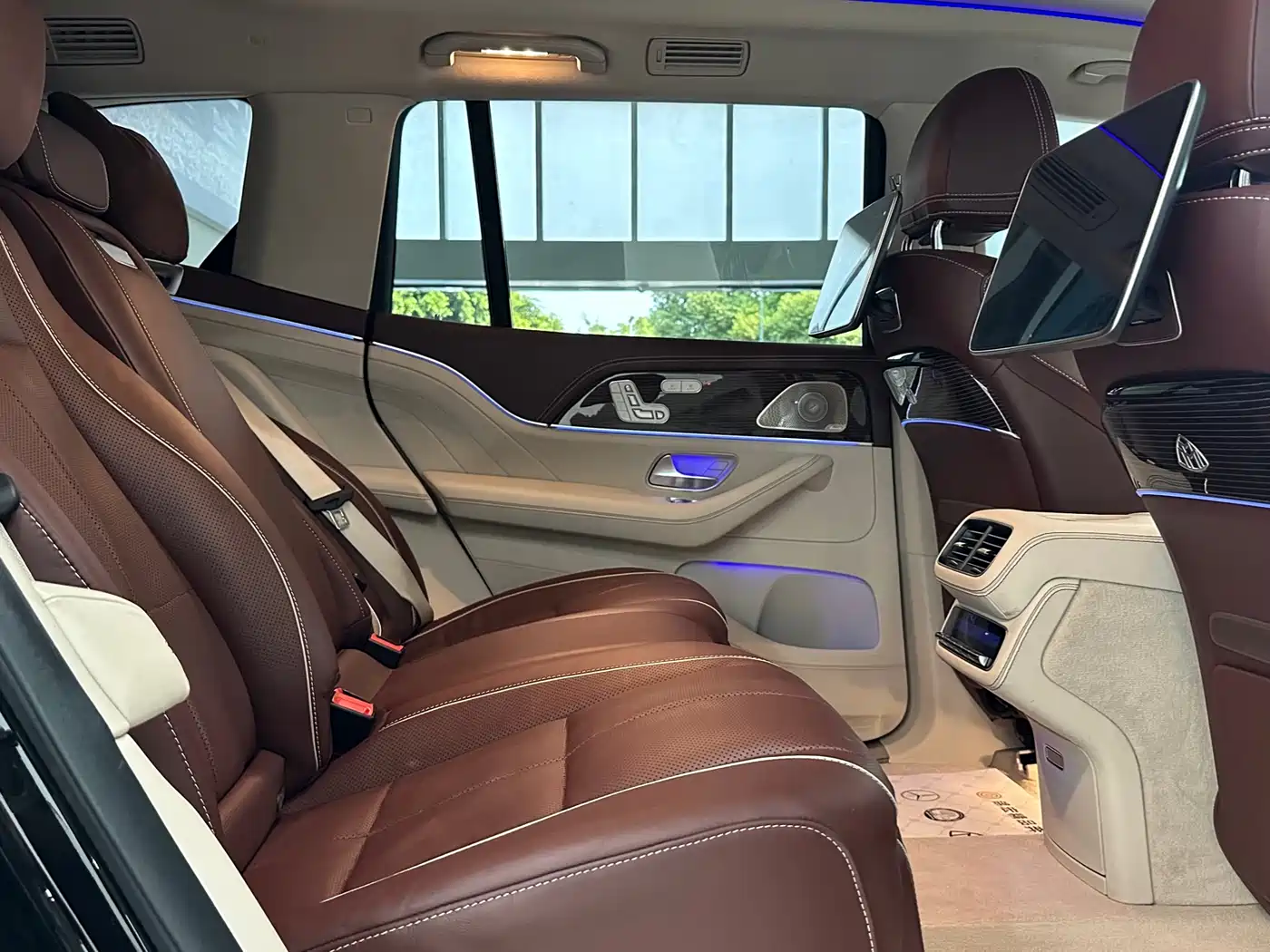 Mercedes-Benz Maybach GLS 2022 GLS 480 4MATIC фото 16