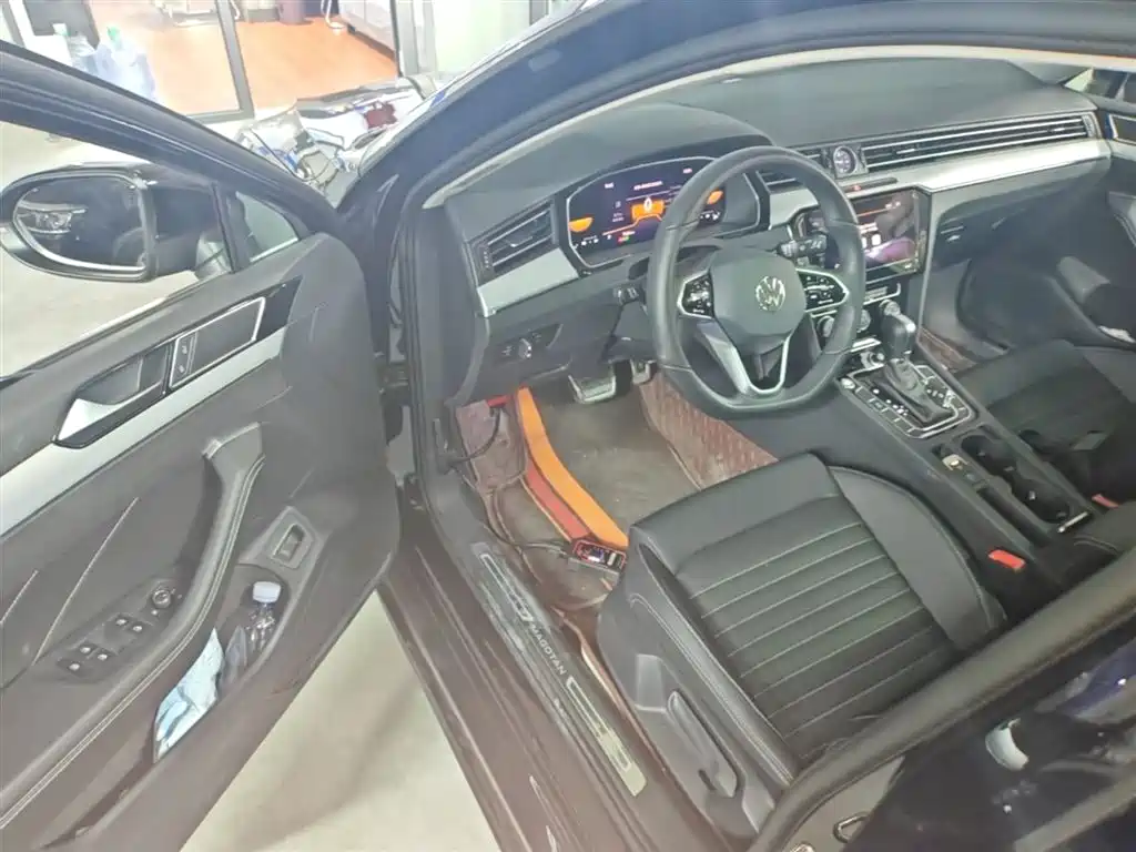 Volkswagen Magotan 2023 2 Million Units Commemorative Edition 280TSI DSG Comfort фото 15