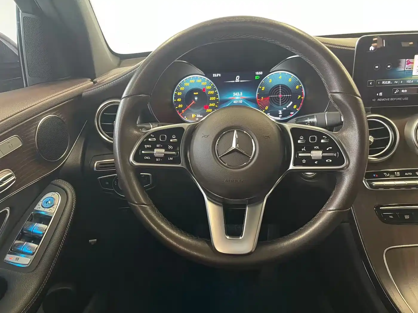 Mercedes-Benz GLC 2022 GLC 300 L 4MATIC Dynamic Collector's Edition фото 6