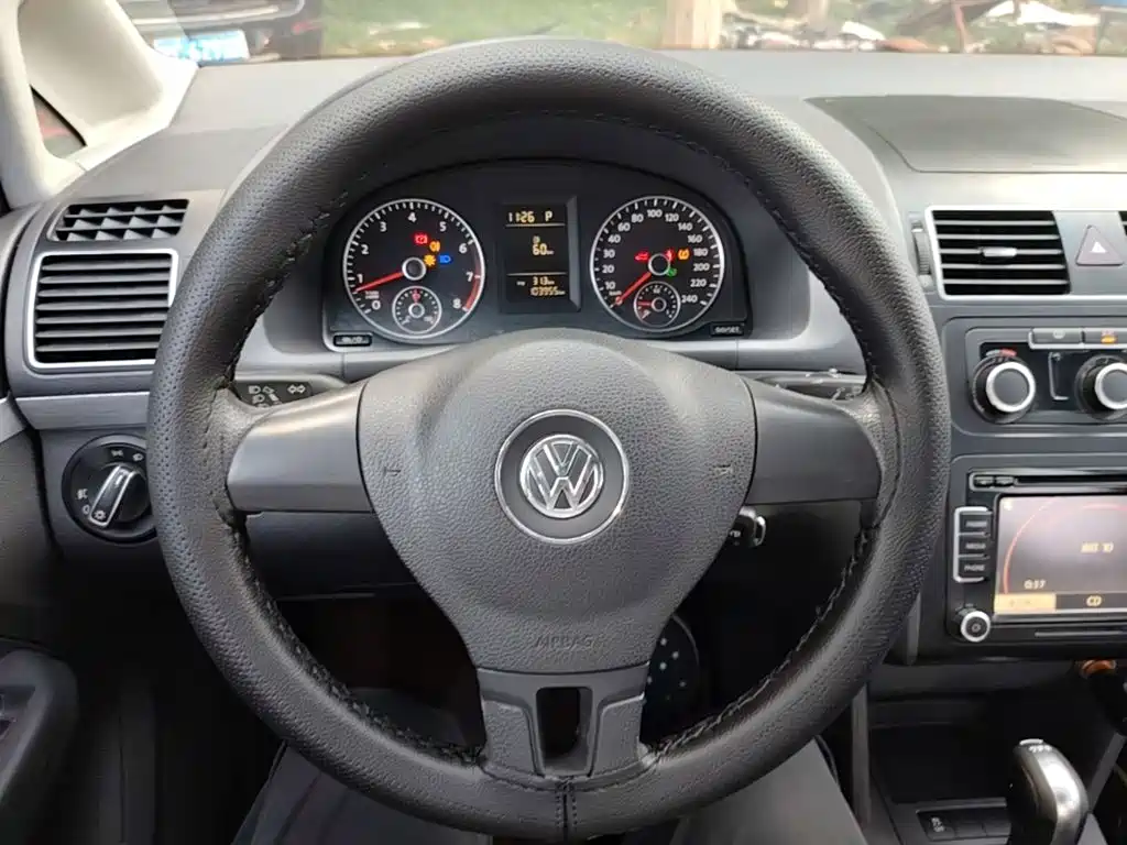 Volkswagen Touran 2015 2015 1.4T DSG Comfort Edition 5-seater