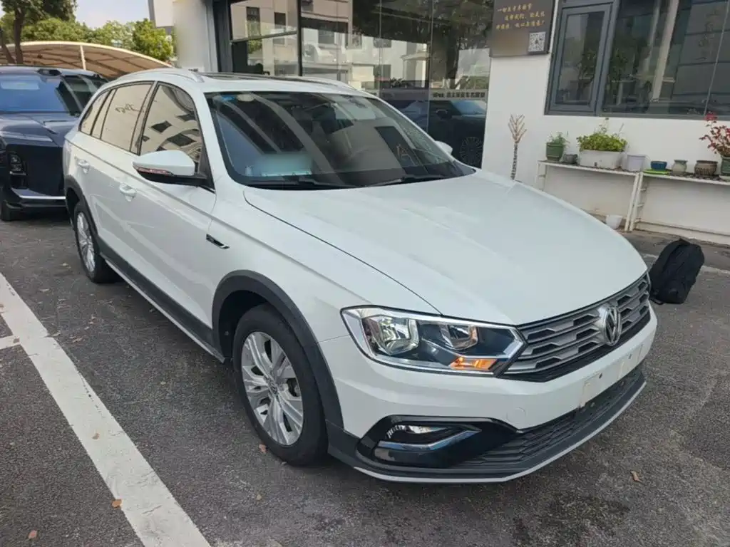 Volkswagen C-TREK 2018 2017 1.6L Automatic Comfort