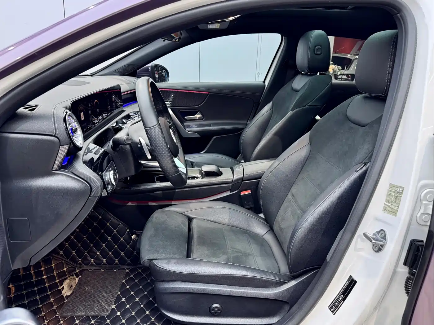Mercedes-Benz A-Class 2022 Facelift III A 200 L Sport Sedan Fashion фото 9