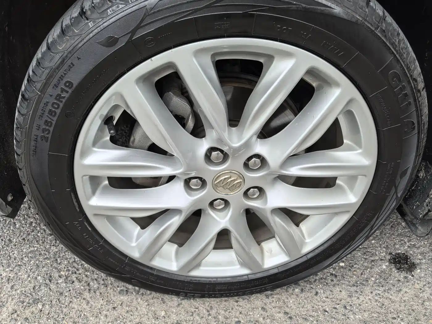 BUICK ANGKEWEI PLUS