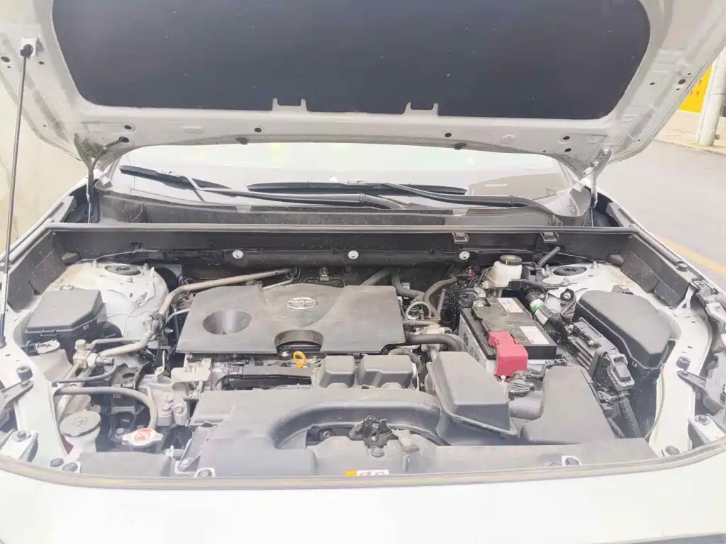Toyota RAV4, миниатюра 3