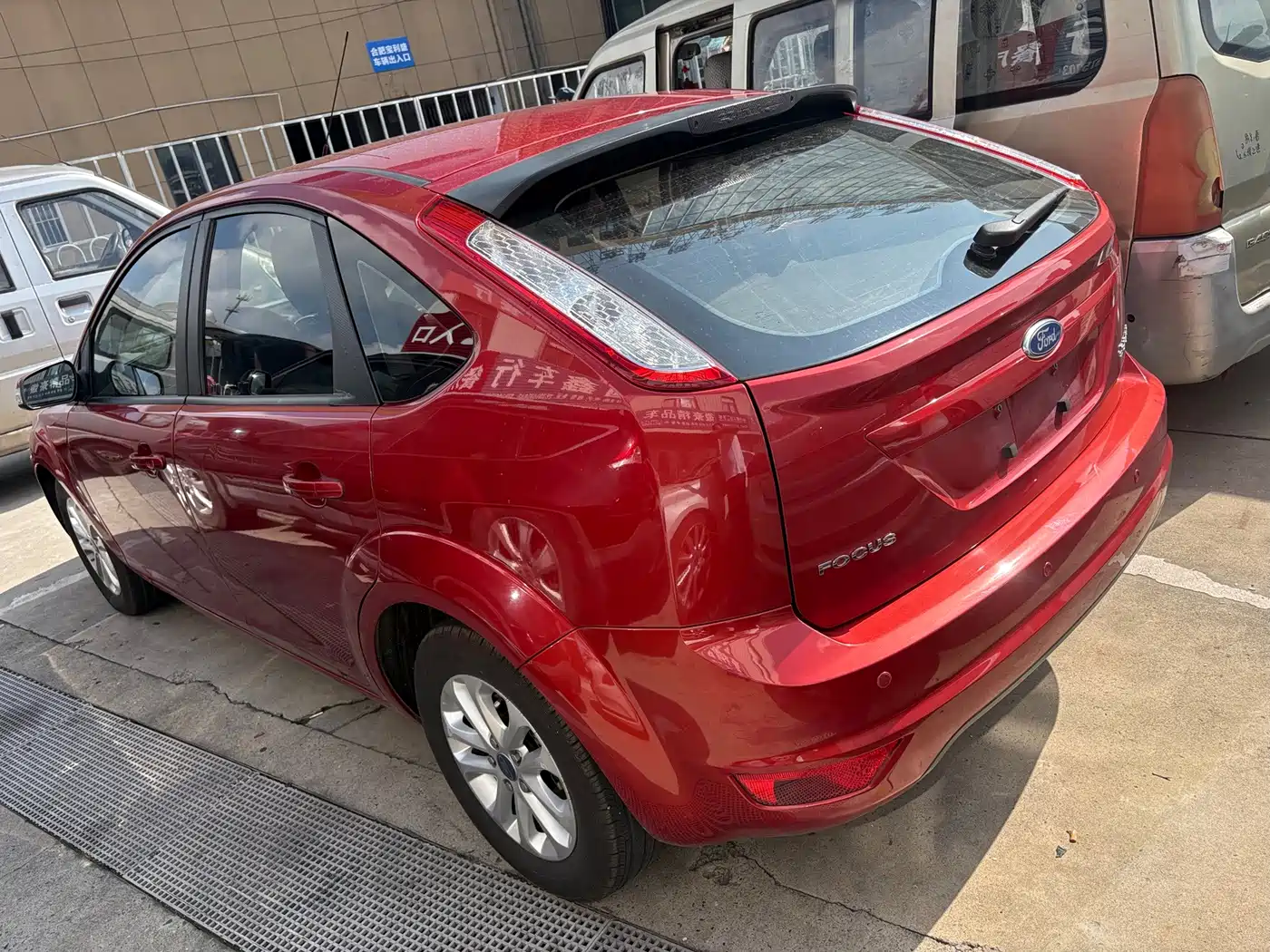 Фото 10 - Ford Focus