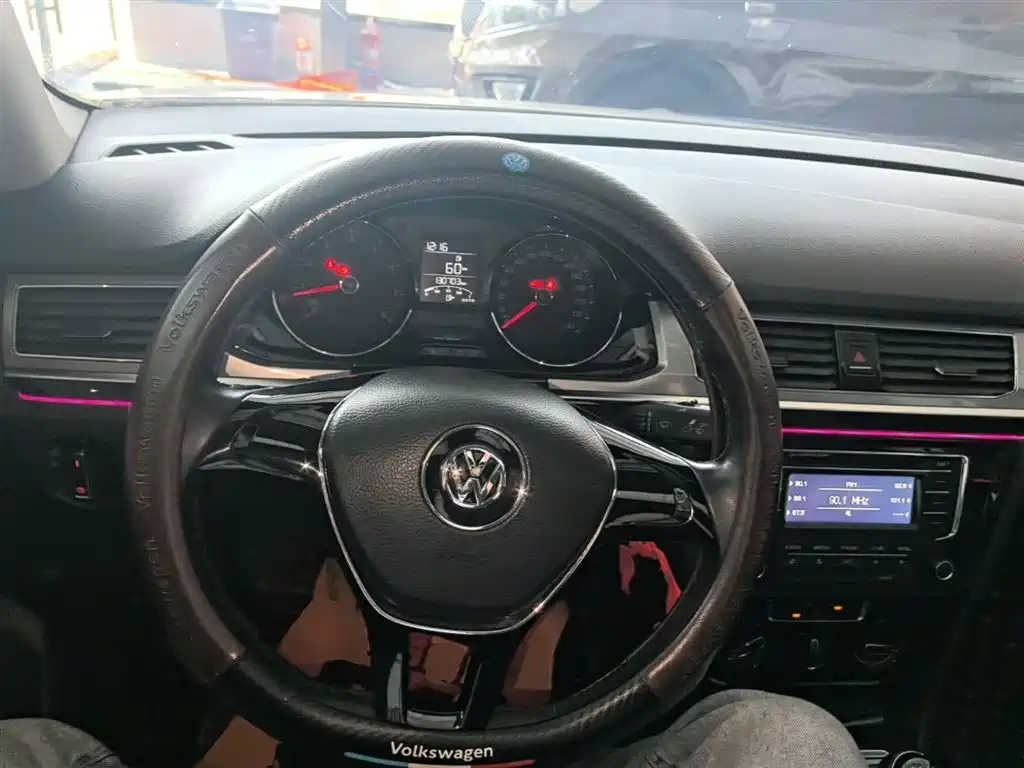 Volkswagen Bora 2016 Model 1.6L Manual Comfort фото 10