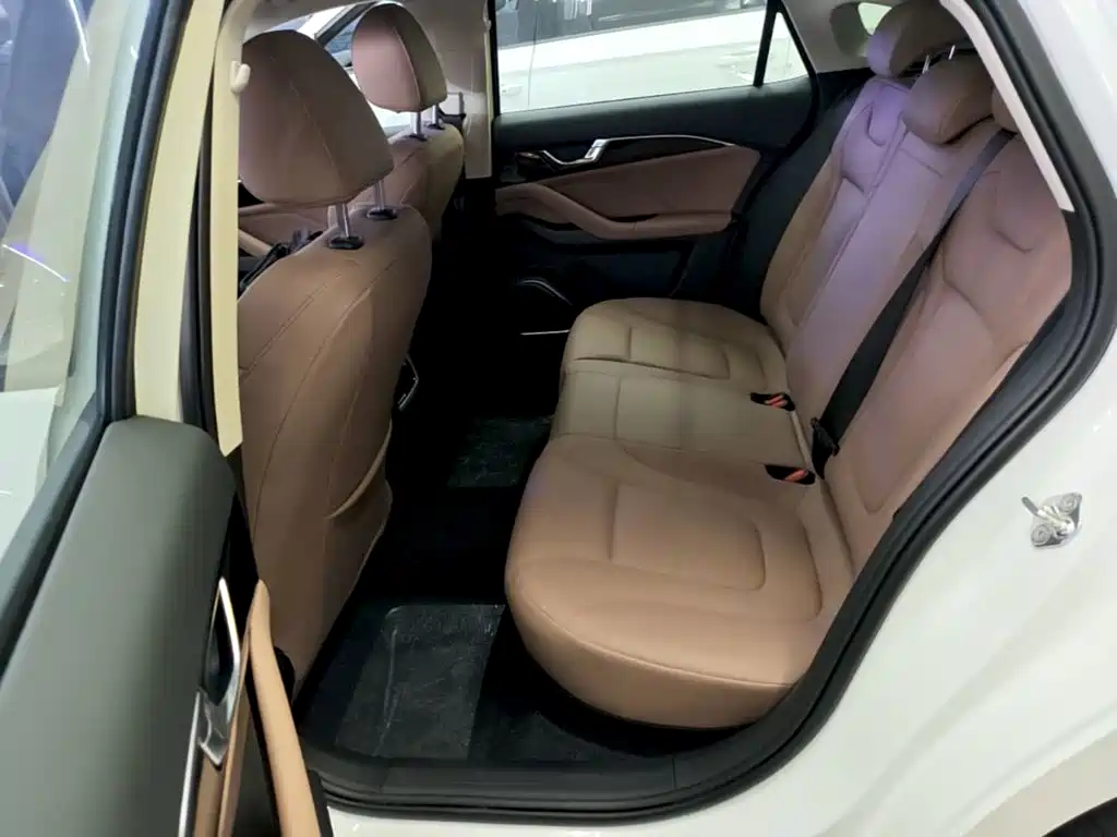 Besturn B70 2025 2024 Model Soaring Dragon Edition 1.5T Pioneer
