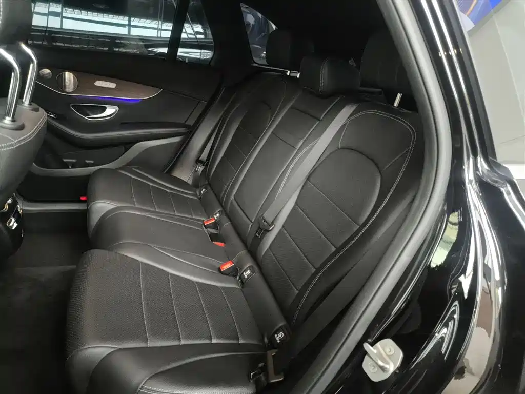 Mercedes-Benz GLC 2020 Facelift GLC 300 L 4MATIC Dynamic фото 17