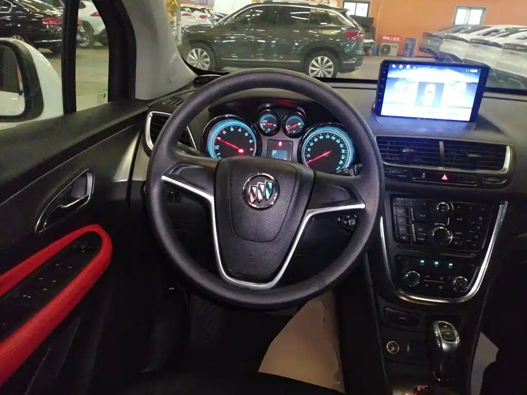 Фото 7 - Buick Encore