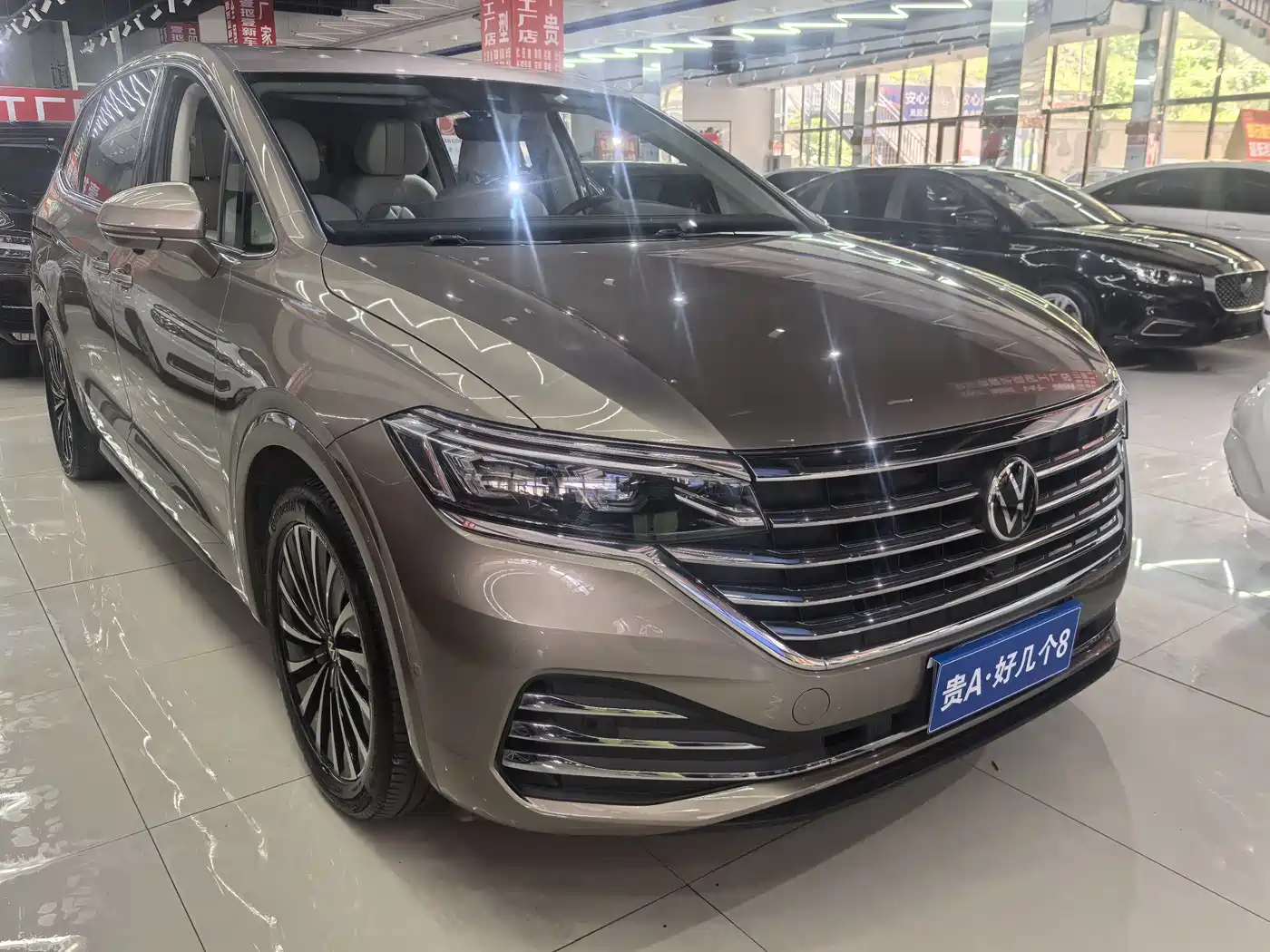 Volkswagen Viloran 2023 380TSI Prestige Edition фото 3