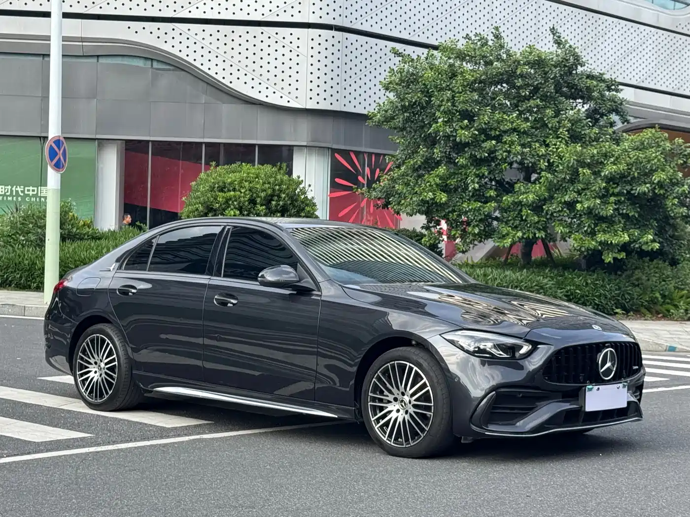 Mercedes-Benz C-Class 2022 C 260 L Sport Edition фото 3