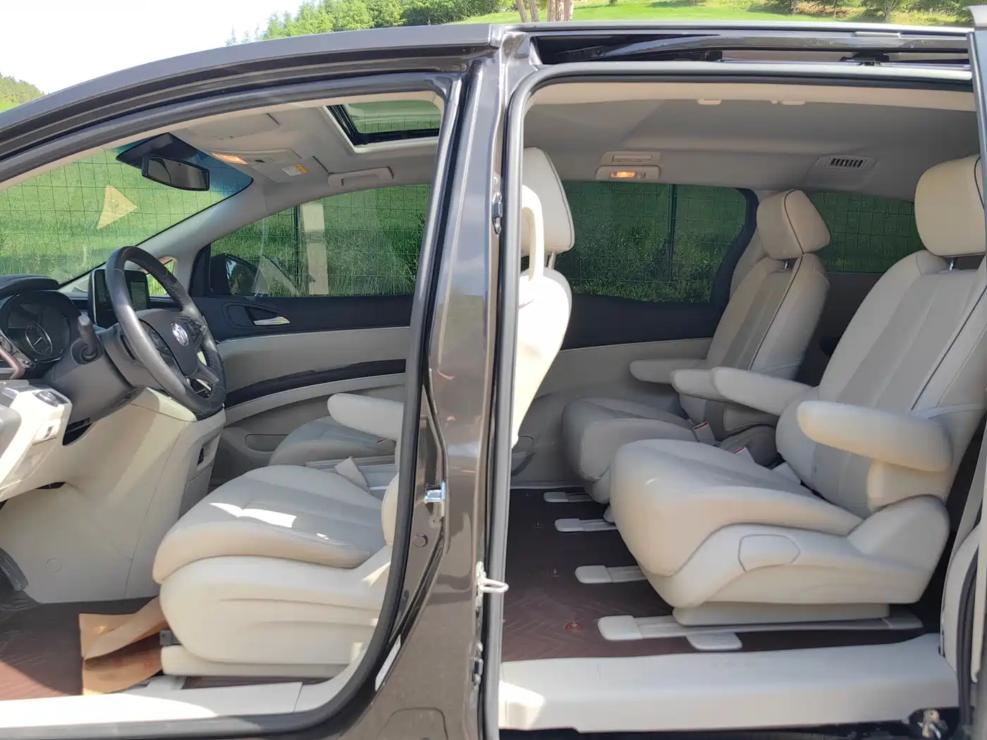 Buick GL8 2021 Land Business Class 652T Comfort фото 10